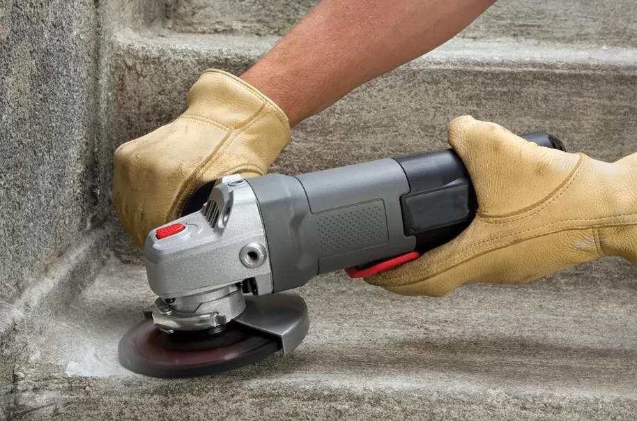 Comment utiliser le broyeur angle sur le béton?